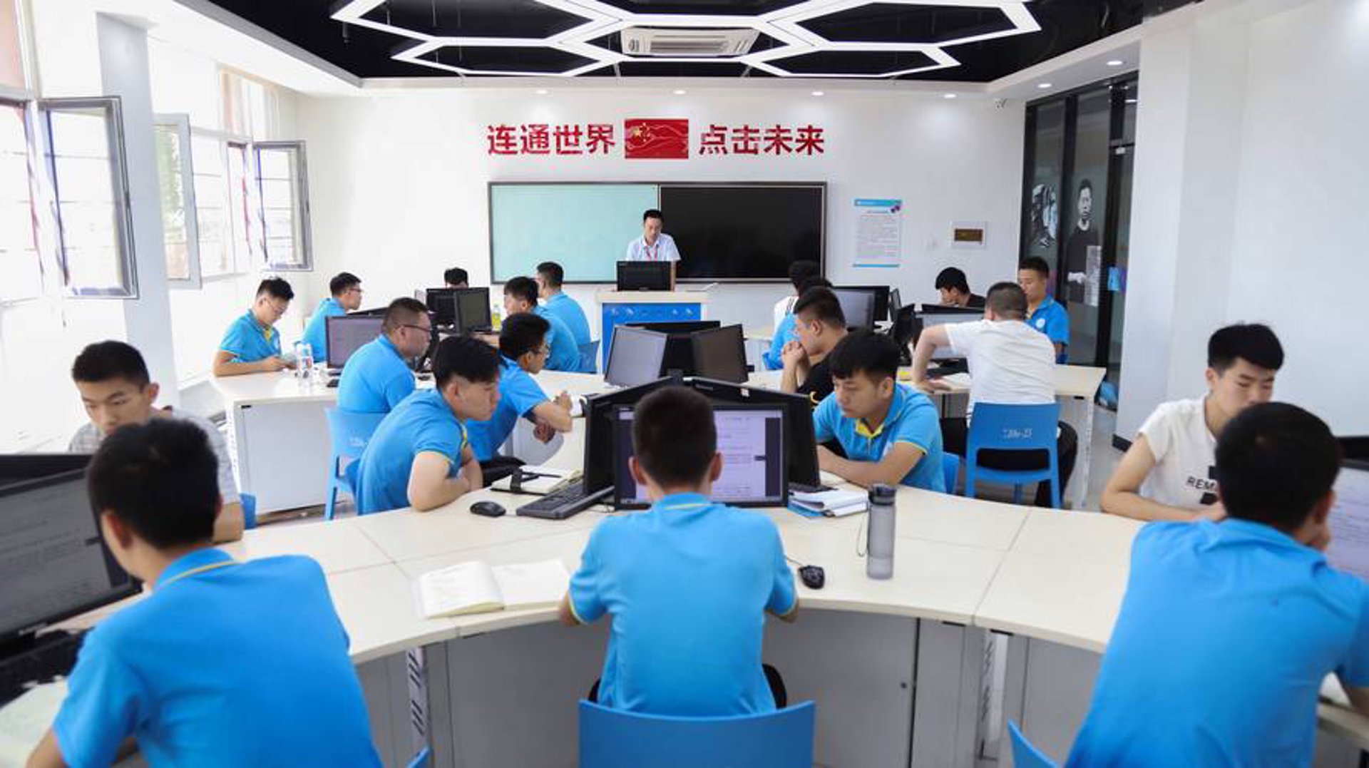 东旭安防监控